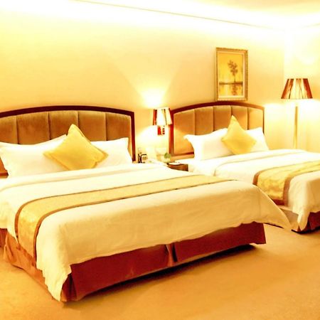 Zefeng Hotel Shenzhen Bagian luar foto