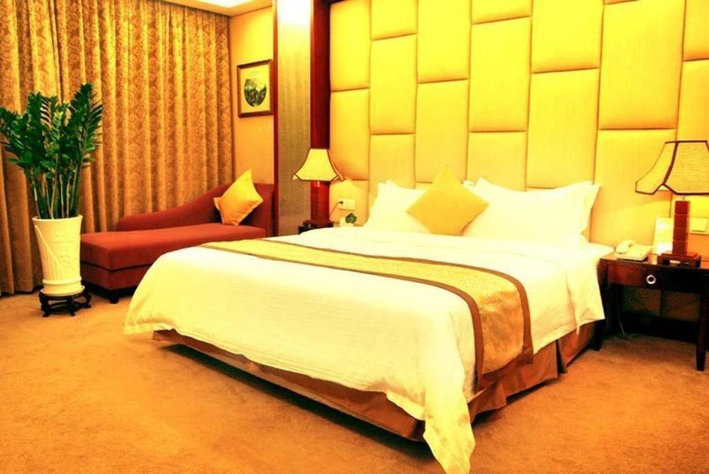 Zefeng Hotel Shenzhen Bagian luar foto